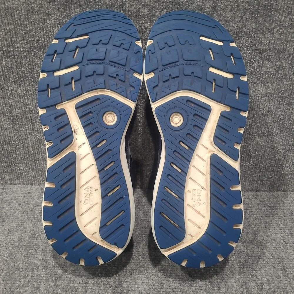 Brooks Mens BEAST GTS 24 Blue White Walking Sneakers Sz 11D